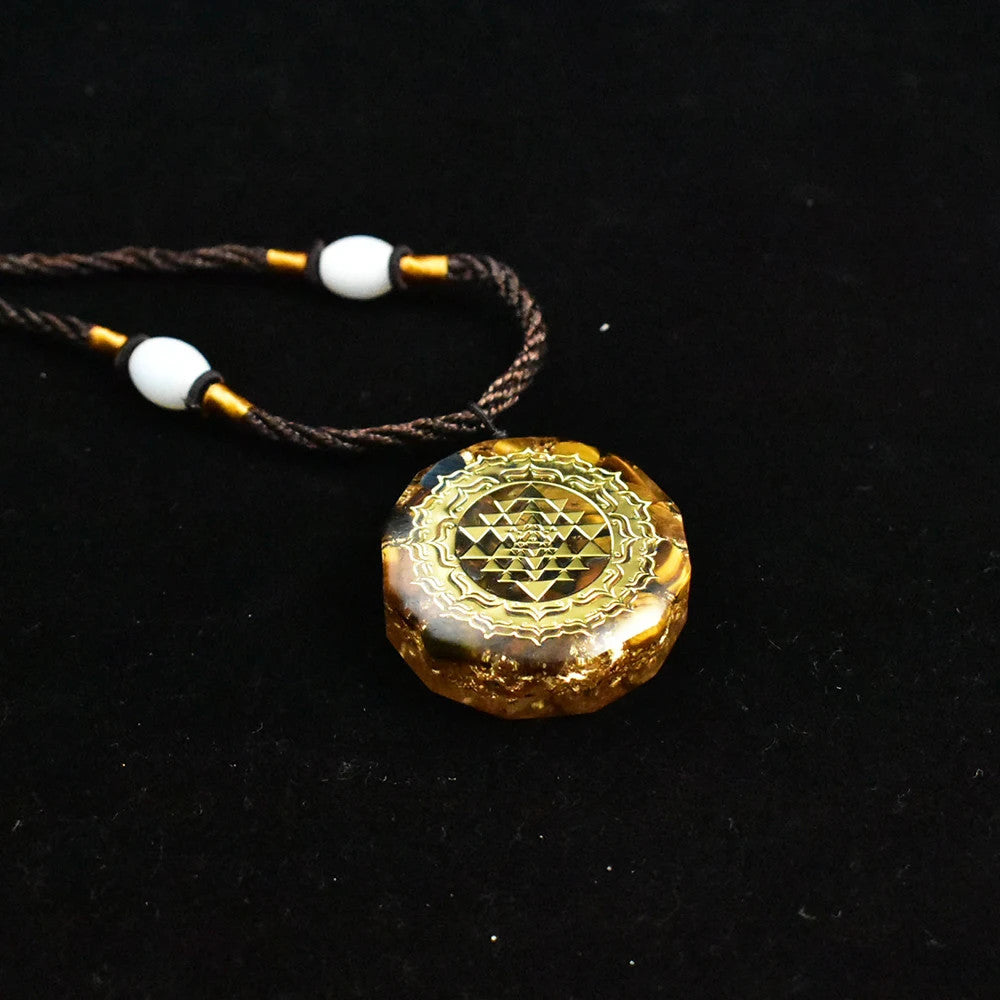 Pendentif Orgonite 'Œil de Tigre' - Accroît votre Force Intérieure