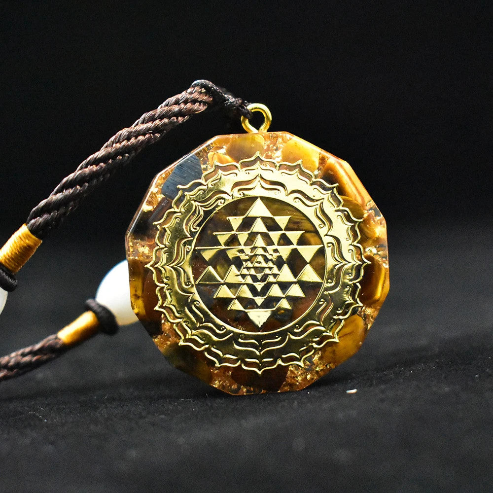 Pendentif Orgonite 'Œil de Tigre' - Accroît votre Force Intérieure