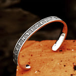 Bracelet Runique d'Attraction de l'Abondance