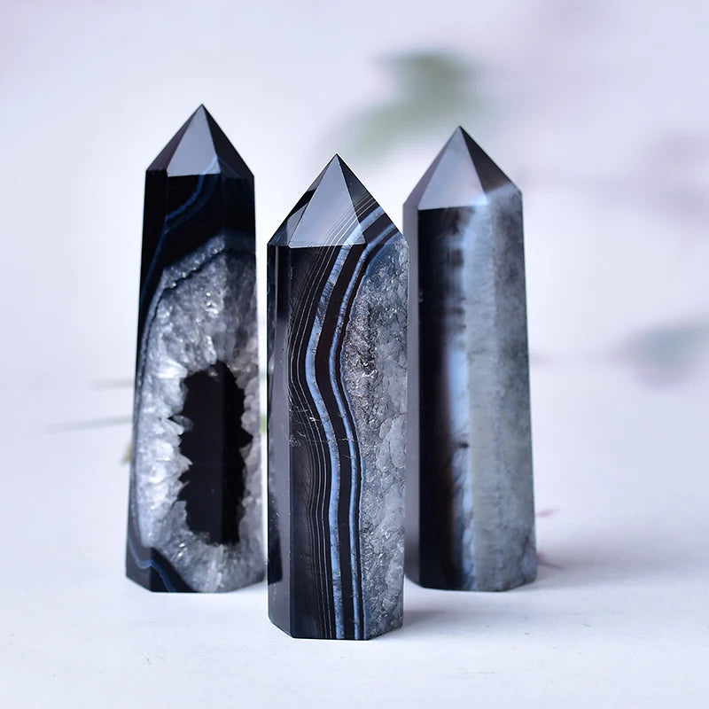 Baguette en Agate Noire Rubanée - Ancrage & Spiritualité