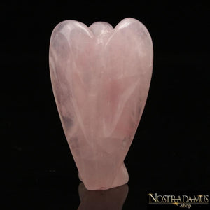 Ange de lAmour en quartz rose - Pierres