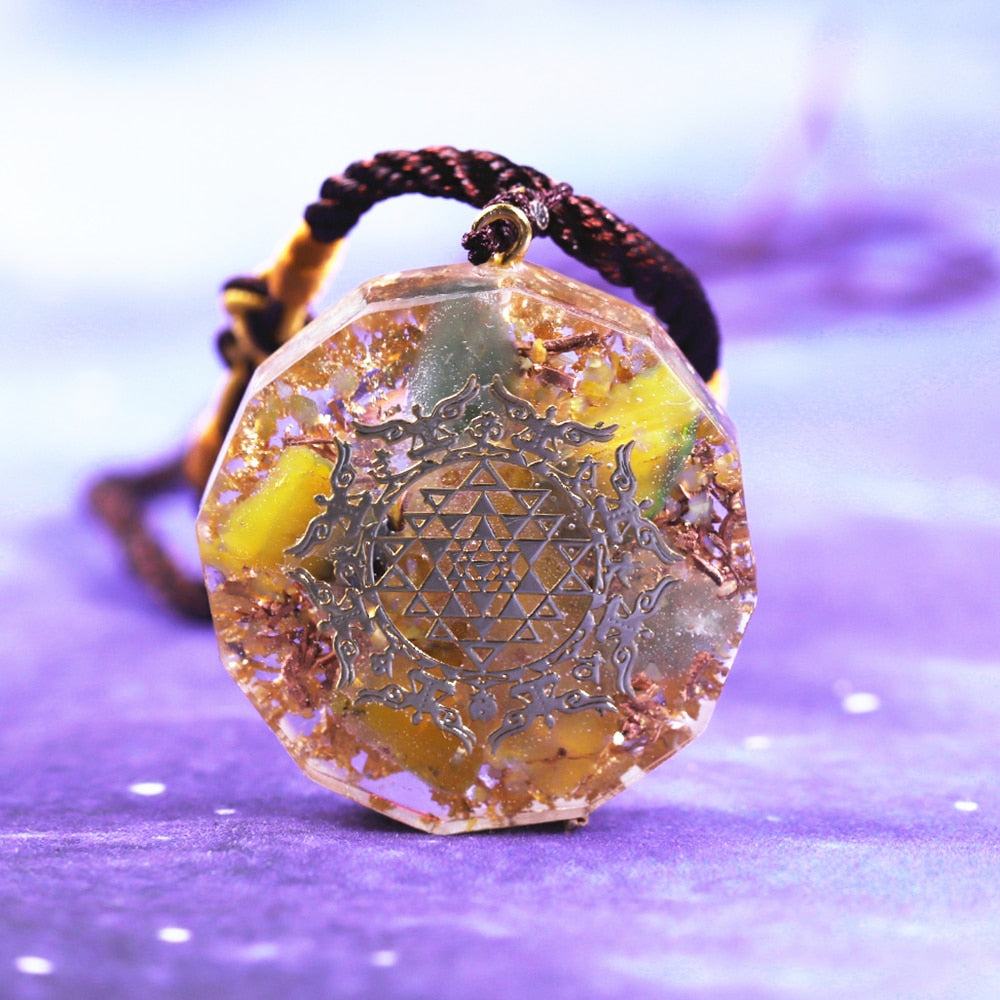 Pendentif Orgonite 'Chance & Abondance'