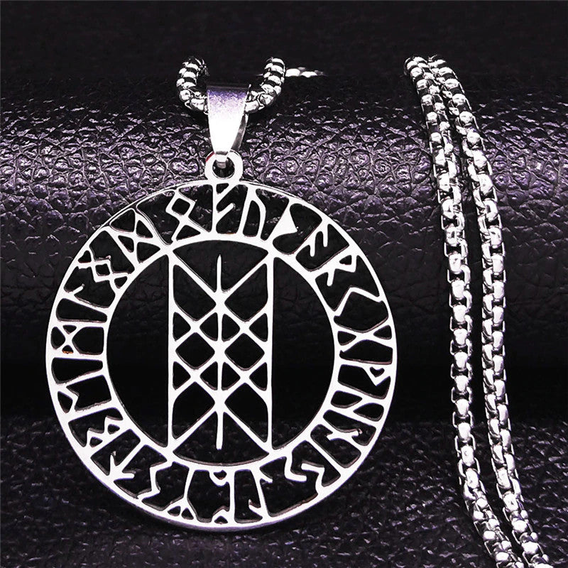 Amulette Runique Wyrd - Présages