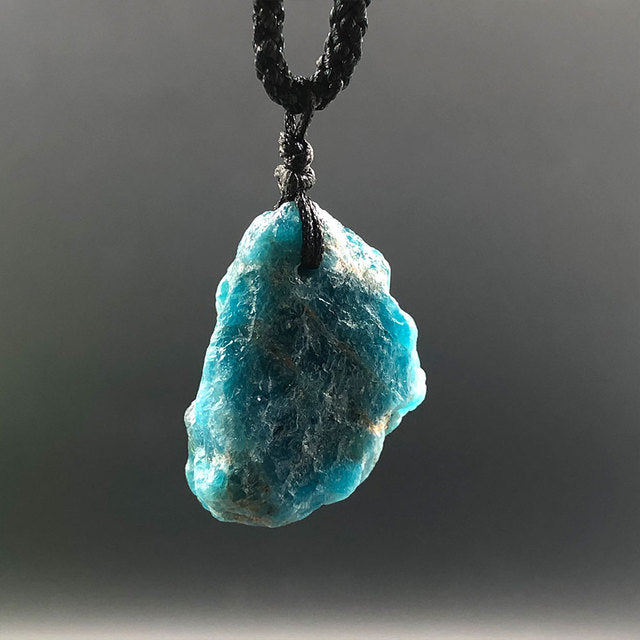 Pendentif en Apatite Brute - Apaisement des Émotions